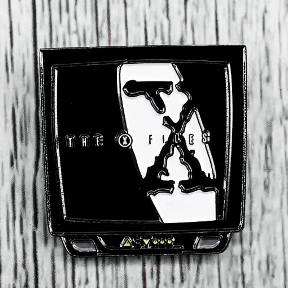 THE X-FILES TELEVISION OIL DRIPPED ENAMEL PIN LAPEL PIN BROOCH NWT - Picture 7 of 9